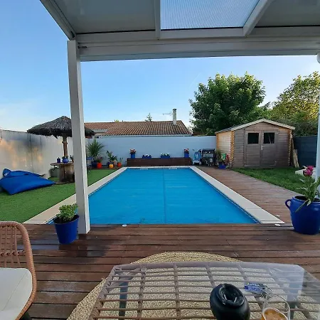 Maison Au Calme Avec Piscine Prázdninový dům