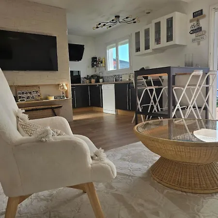 Maison Au Calme Avec Piscine Prázdninový dům