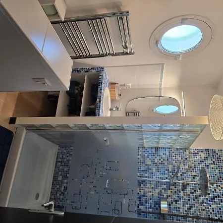 Prázdninový dům Maison Au Calme Avec Piscine Saint-Médard-en-Jalles